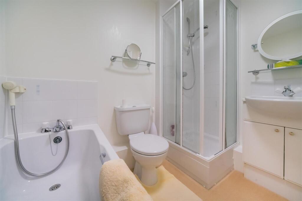 Ensuite..jpeg
