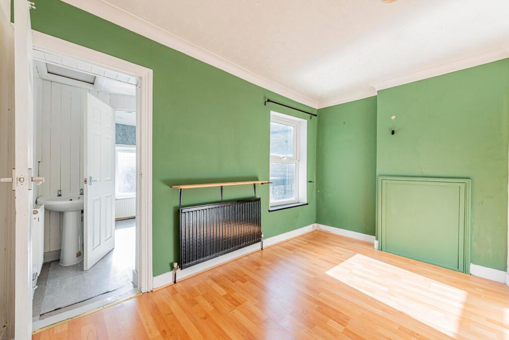 Bedroom Two (2)
