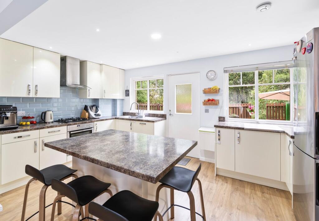 Fitted Kitchen/Dining Room