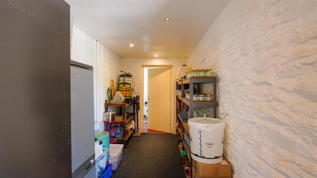 Storage room.jpg