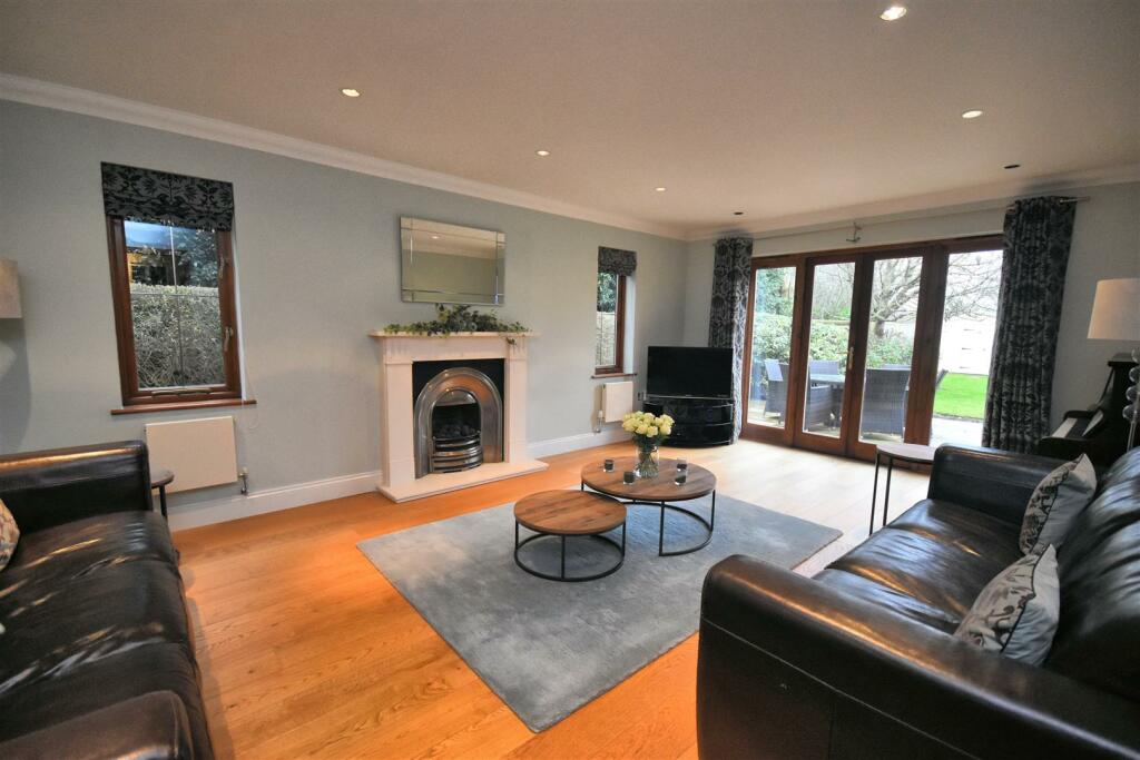 Sitting room.jpg