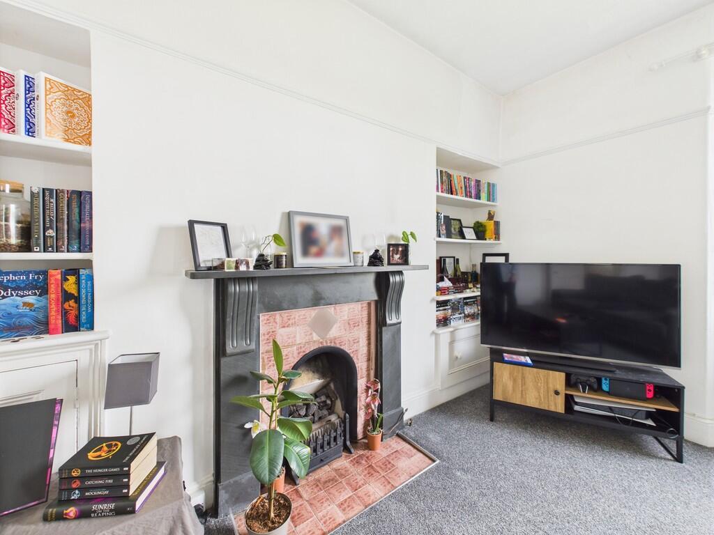 CAM03974G0-PR0160...