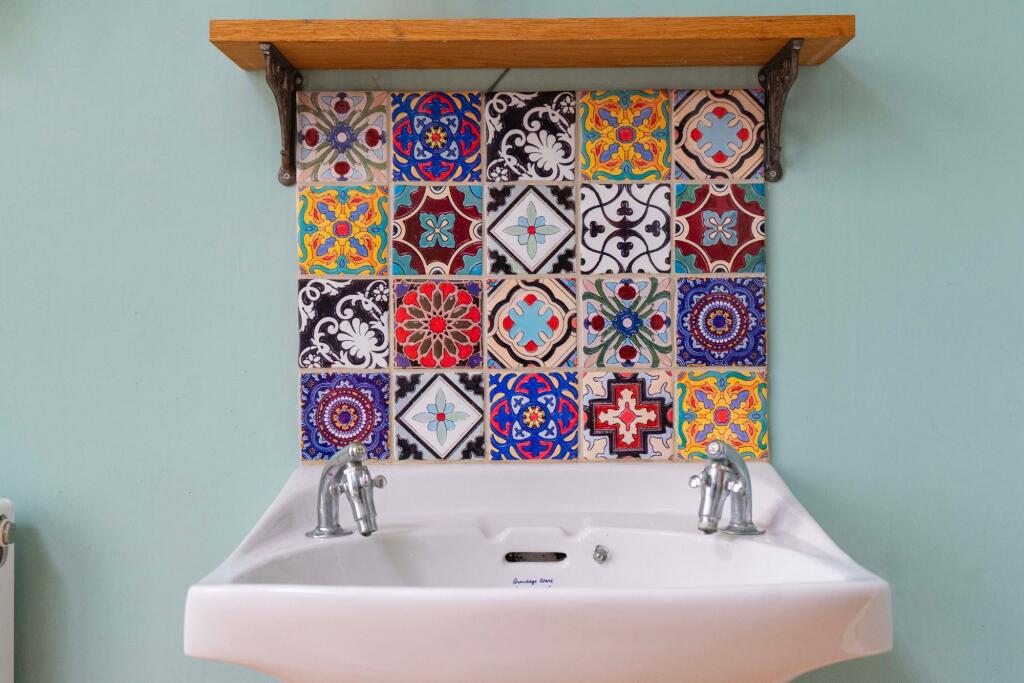 Ground Floor WC/Utility Room