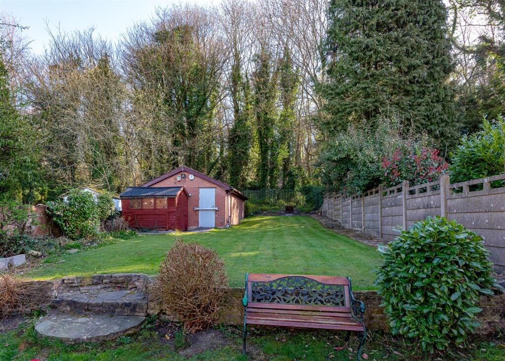 44 Gervase Drive-garden2 MAR25.jpg