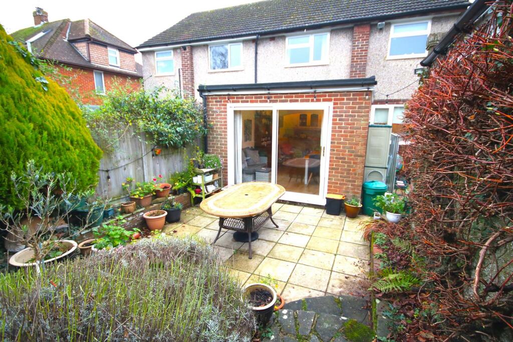 Patio b.JPG