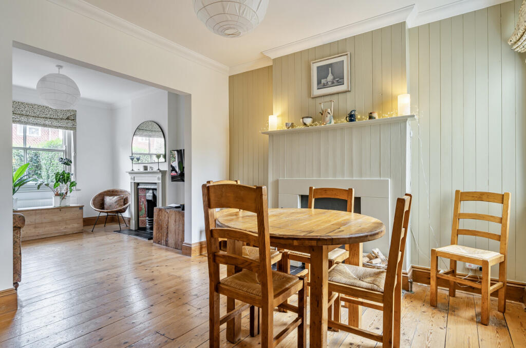 1332585-23-68adc7...