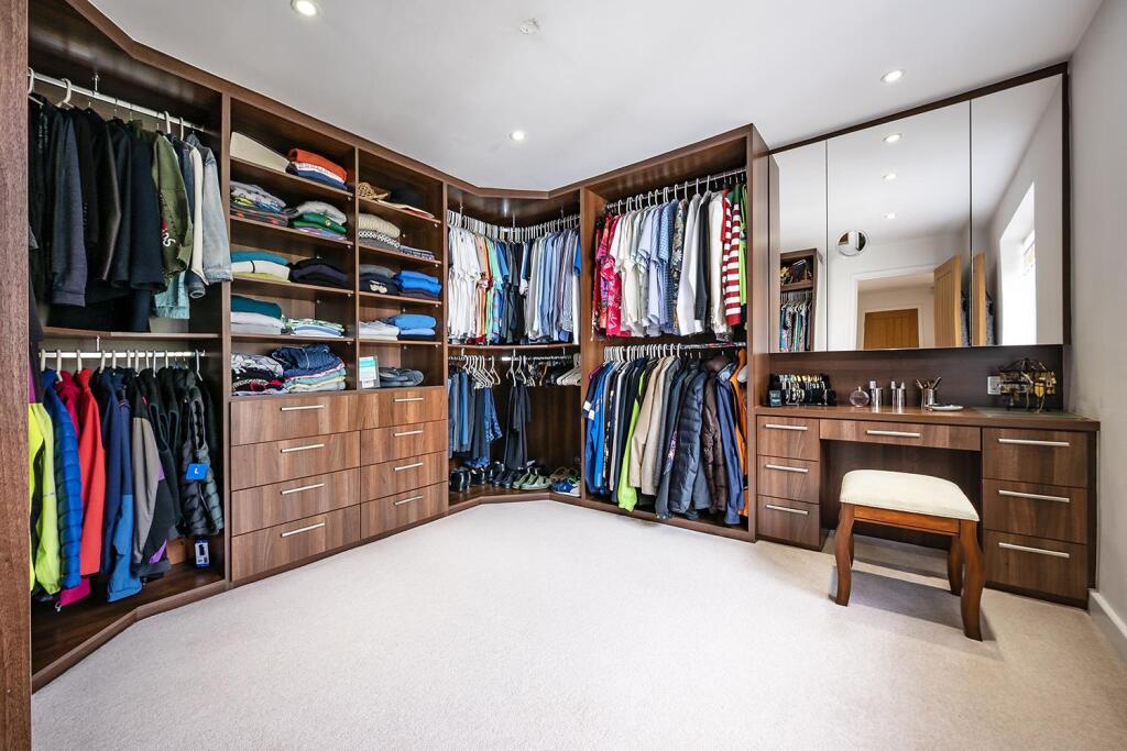Bedroom 3/Dressing Room