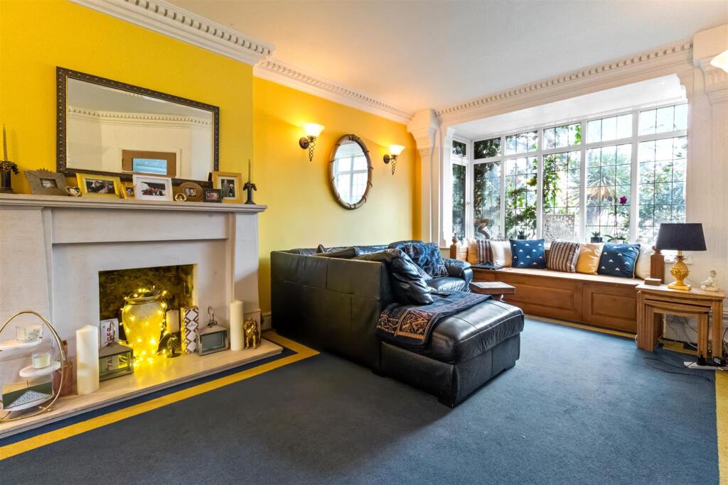 St Raphael Road 3-035.jpg