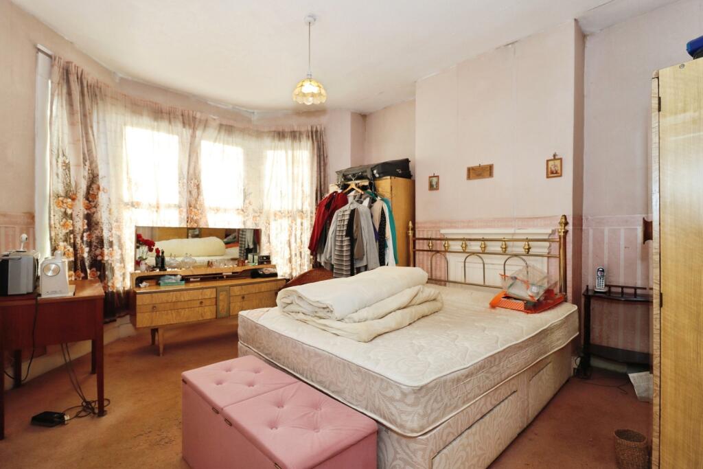 Front Bedroom
