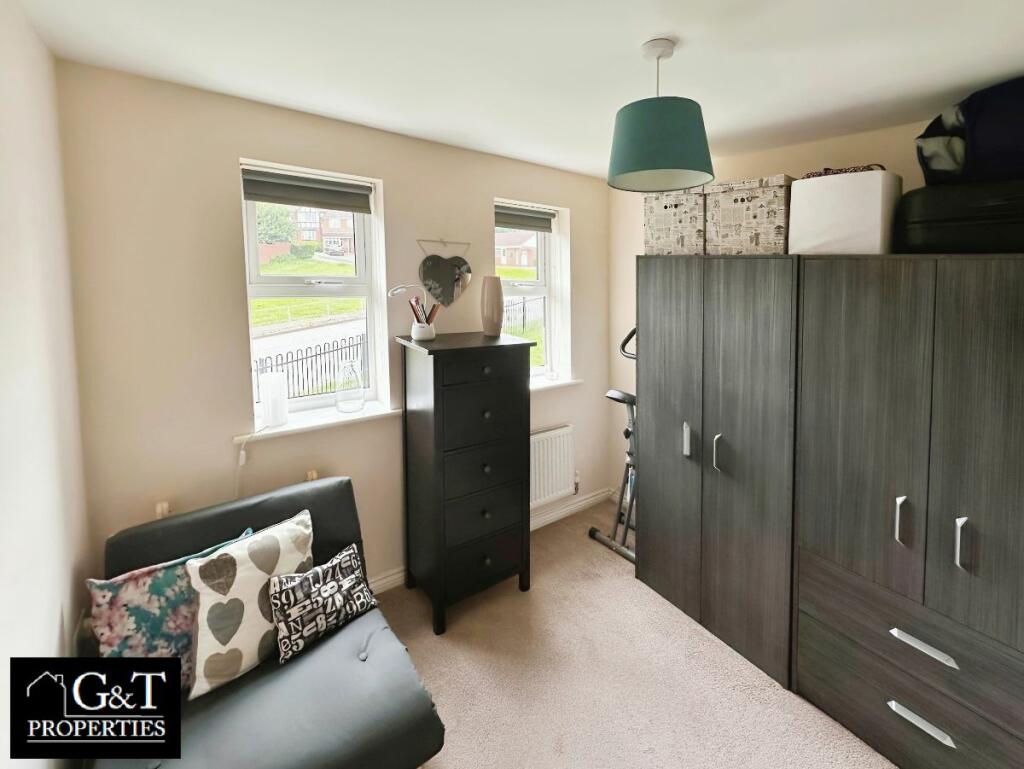 2nd Bedroom