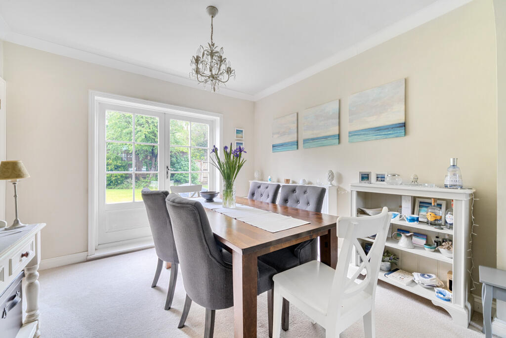 1330086-6-688b6e9...