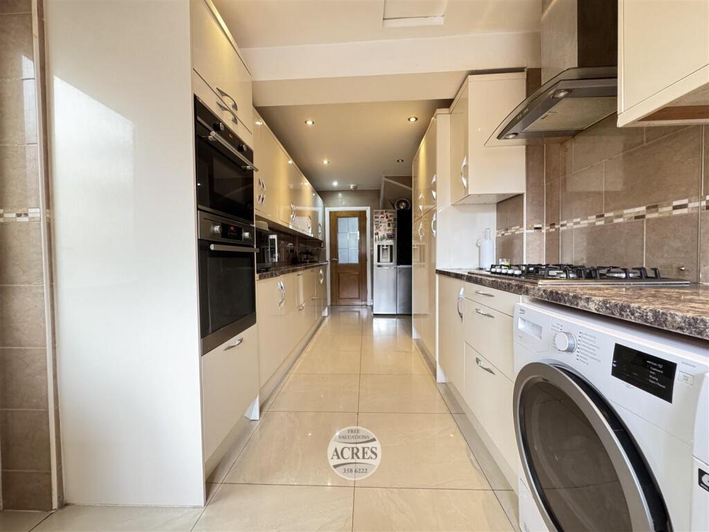 IMG_2122 (Large).jpg