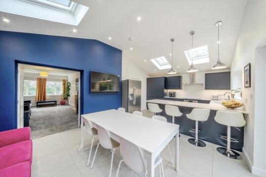 Kitchen dining room