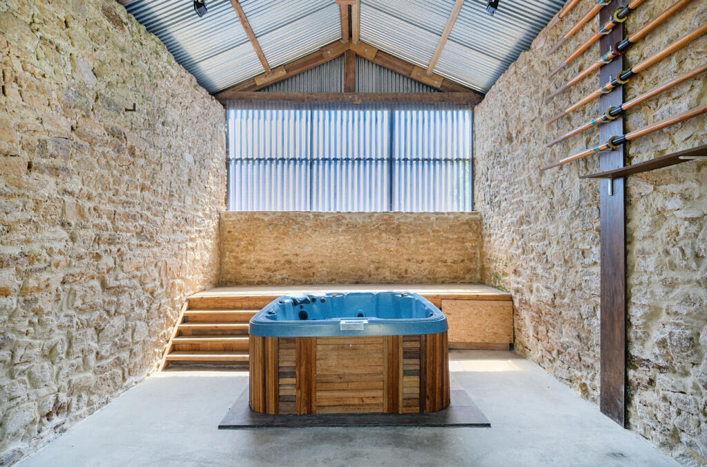 1294167-9-6827a25...