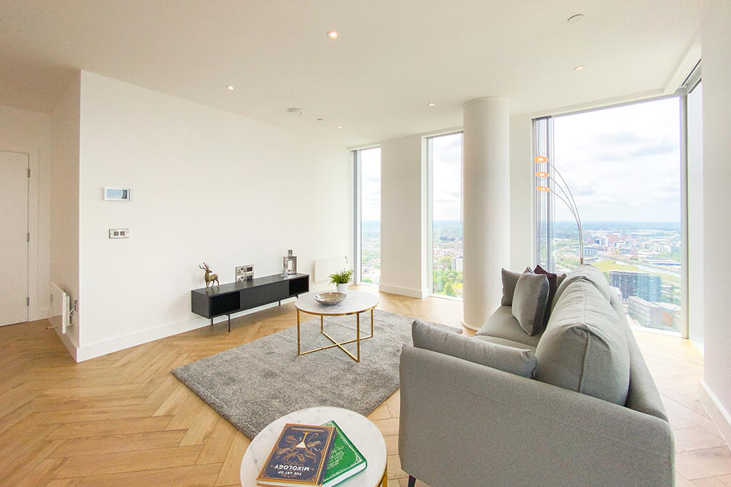 Elizabeth Tower, Manchester City Centre