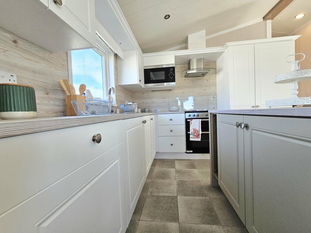 Kitchen2