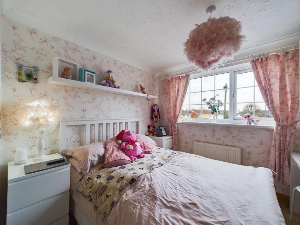 CAM02023G0-PR0121-STILL047