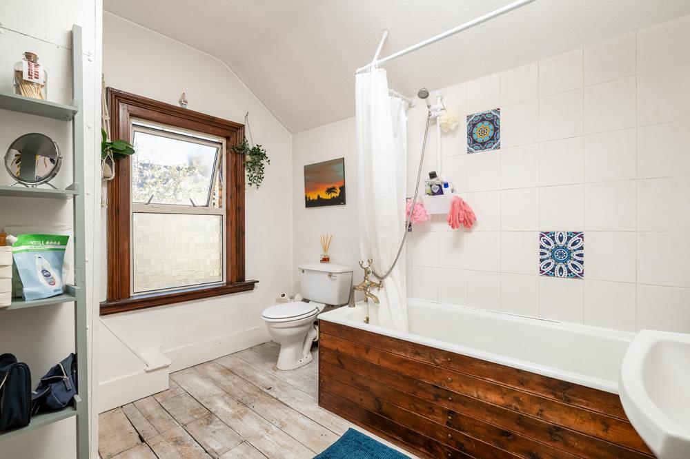 250417 - 99 George Street, Bedford - 23