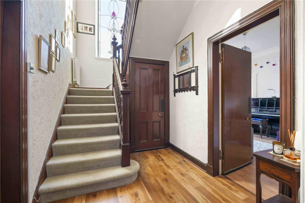 Deanfield Road 16
