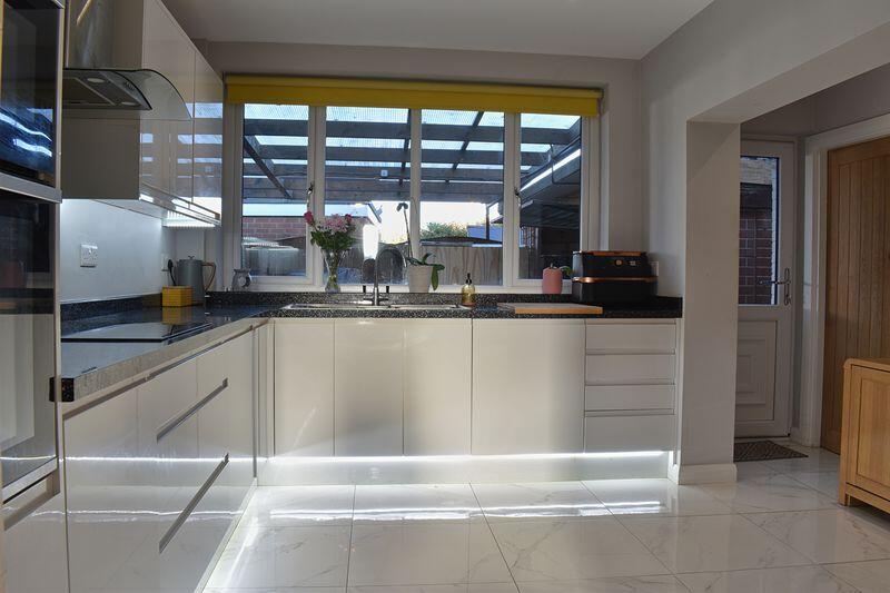 Woodhill Road, Collingham