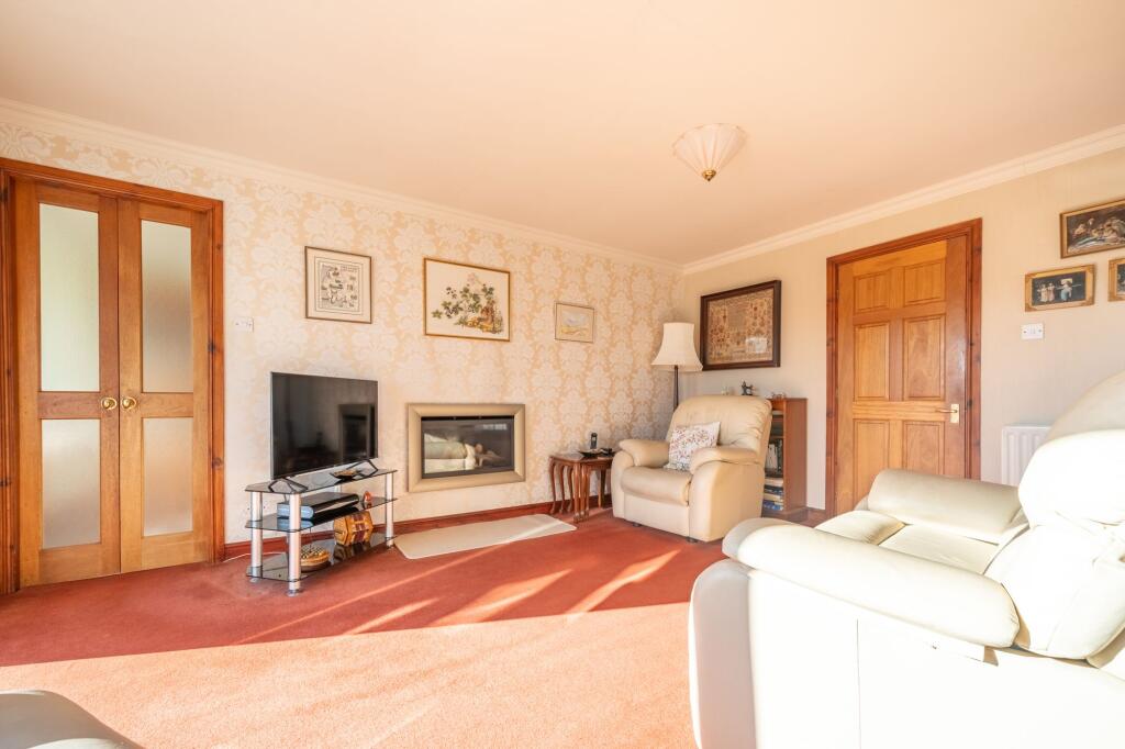 SITTING DINING ROOM