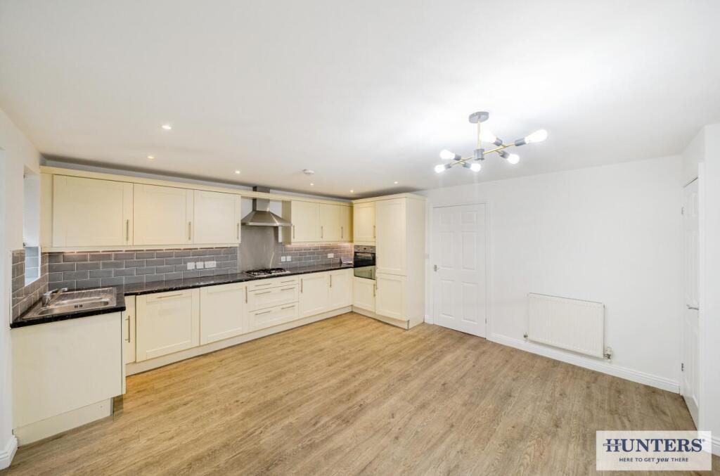 b0d05092-c596-43d2-ace7-30739349ed12.jpg