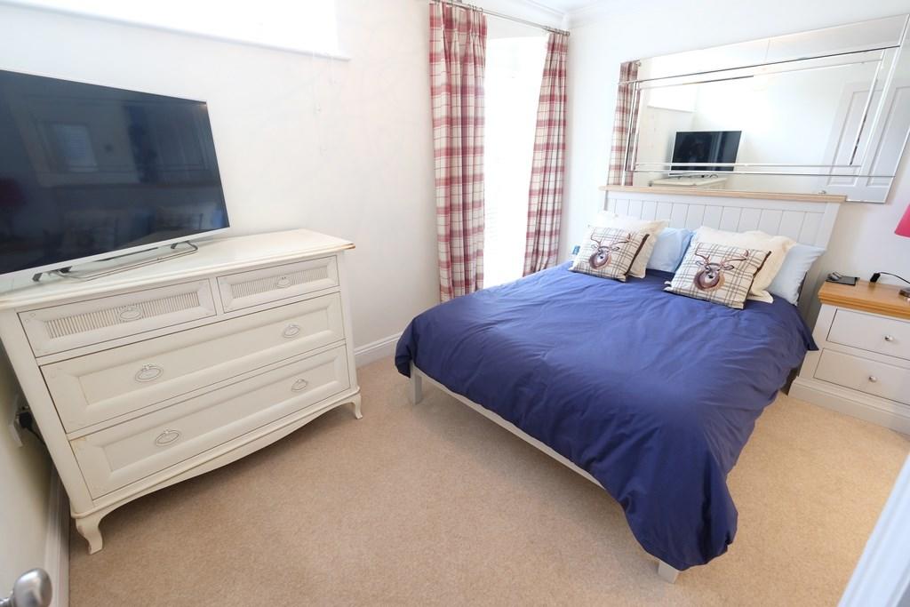 GROUND FLOOR BEDROOM