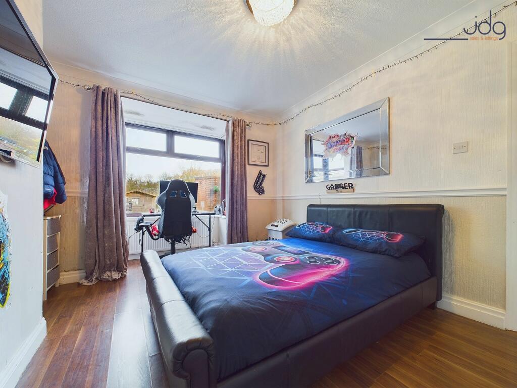 Reception Room / Bedroom