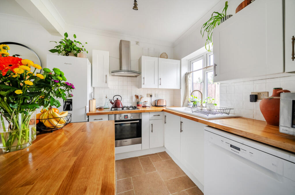 1395676-1-695f9c3...