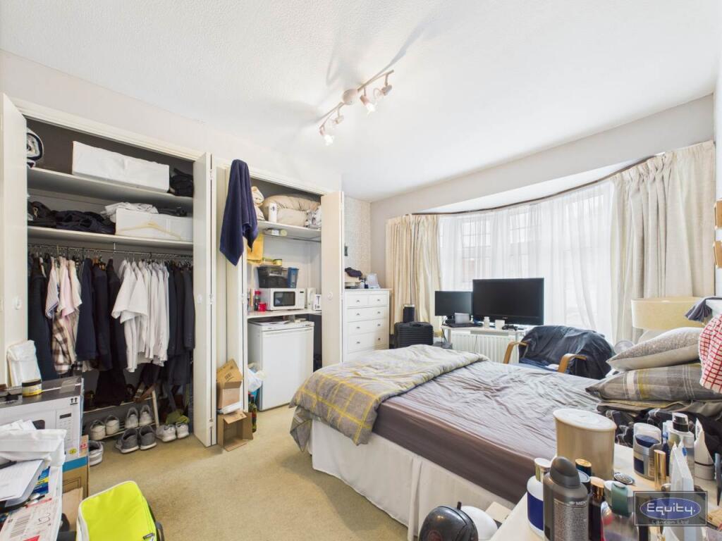 Bedroom two (2)