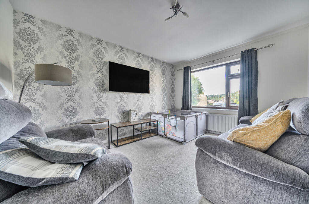 1348224-5-68bb088...