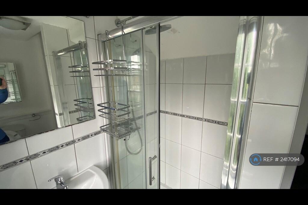 Large Powerful Shower 