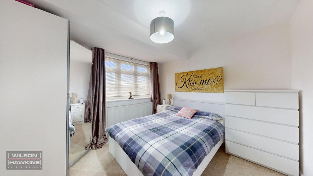 17 Old Kenton Lane, - EwbiiuVoptZBcfnIwBa4.jpg