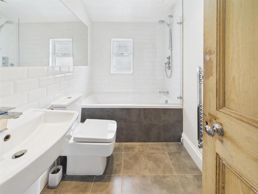 8 - Spacious Maisonette for Auction, St Andrews, B