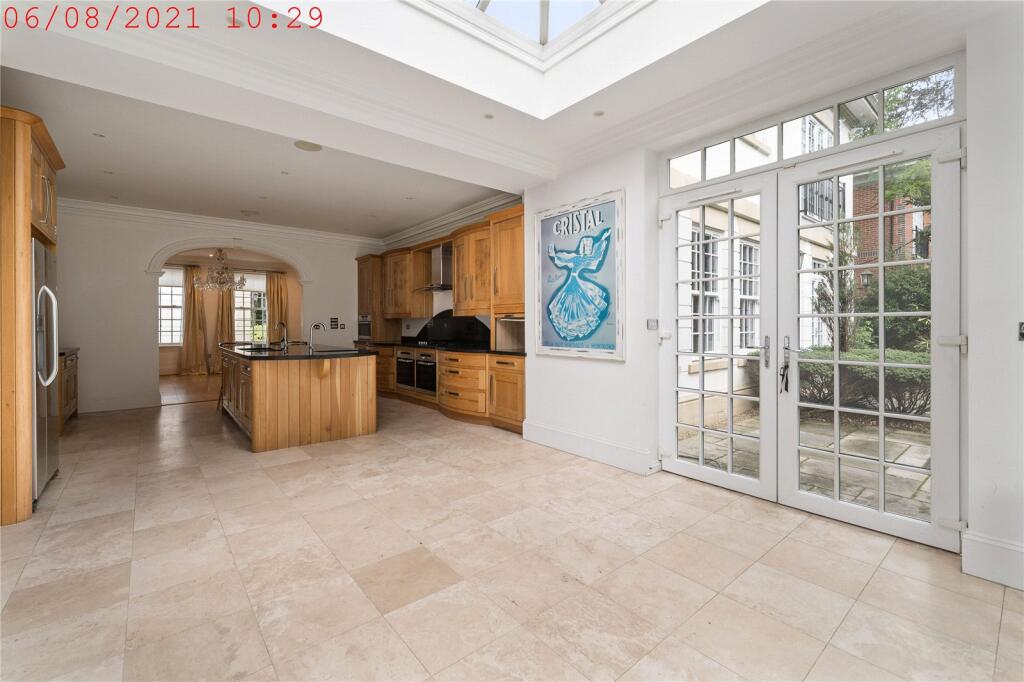 Kitchen/Breakfast