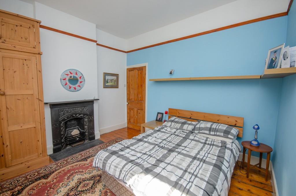 Bedroom three pic 2.jpg