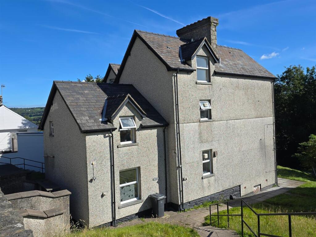 WhatsApp Image 2025-09-23 at 09.42.28_db3c3d19.jpg