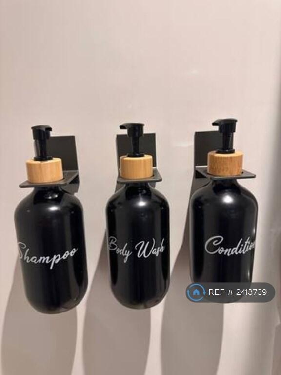 Shampoo/ Conditioner 