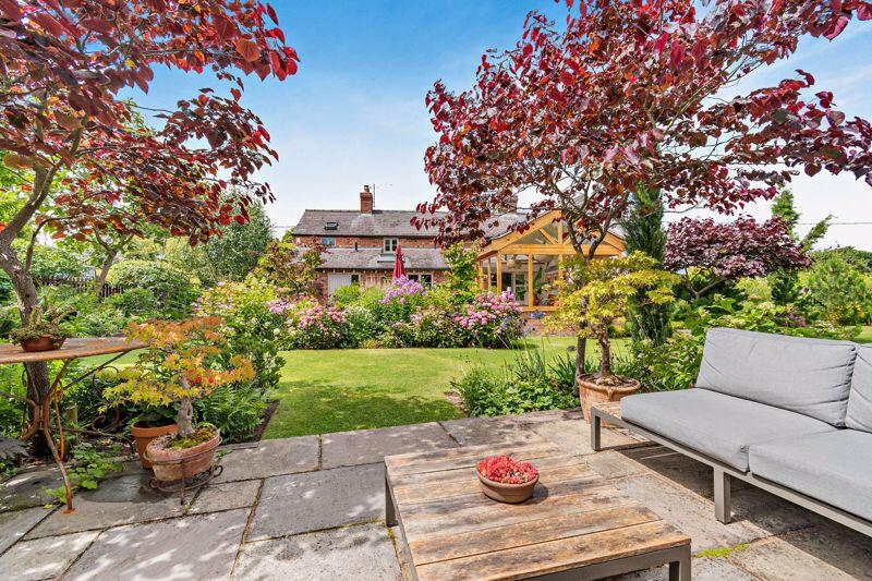 Sitting Area and Garden