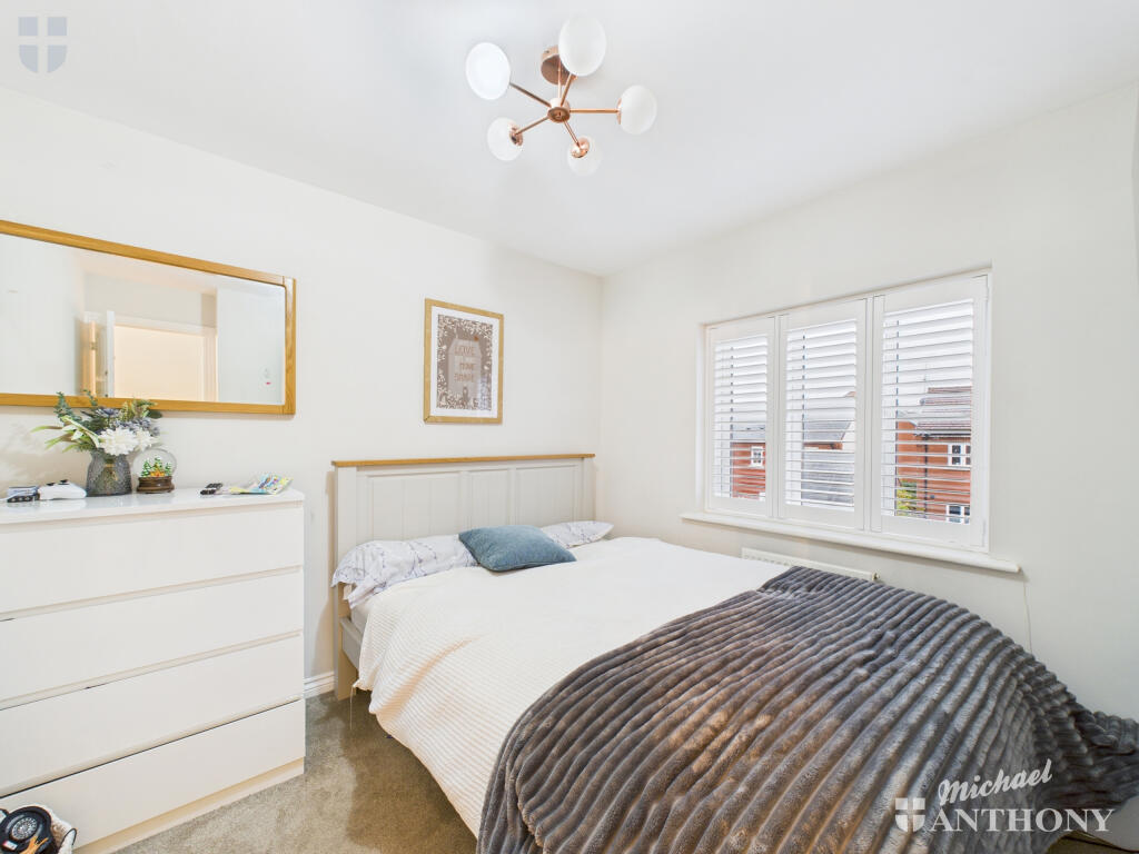 CAM03218G0-PR0829-STILL007