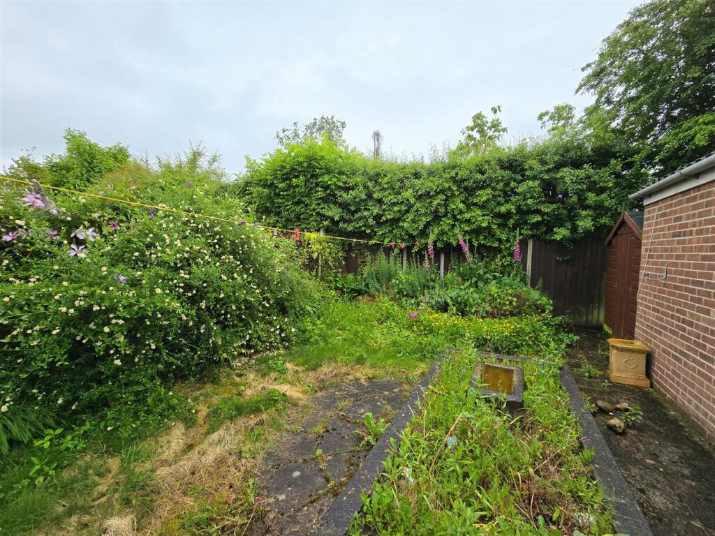 15 Huntingdon Road, Ashby