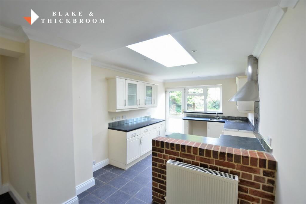 KITCHEN BREAKFAST ROOM
