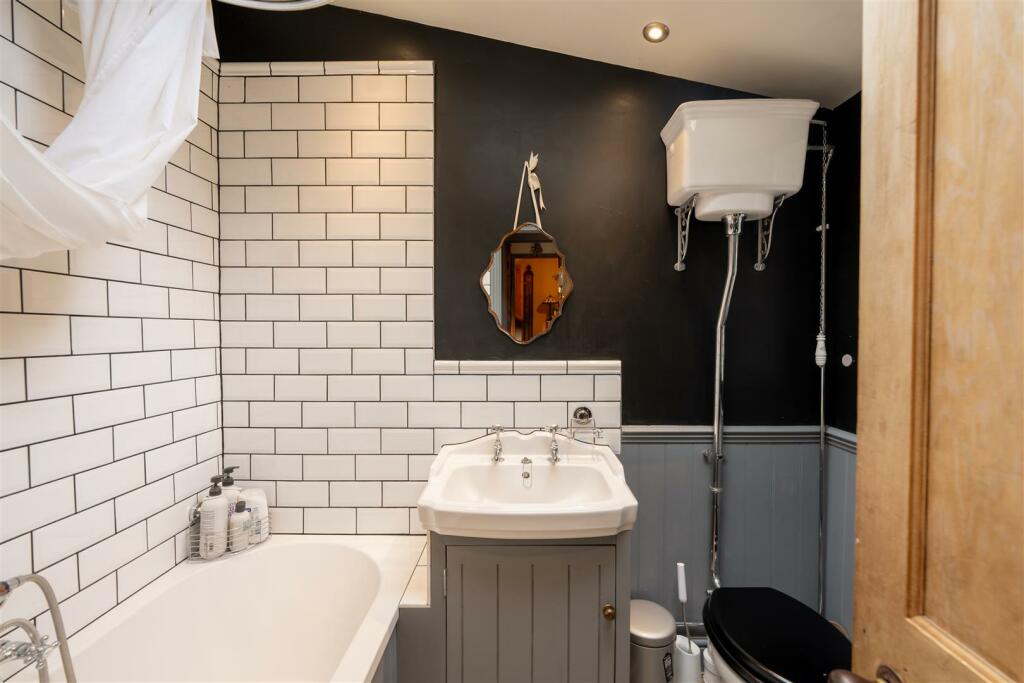 Bathroom .jpg