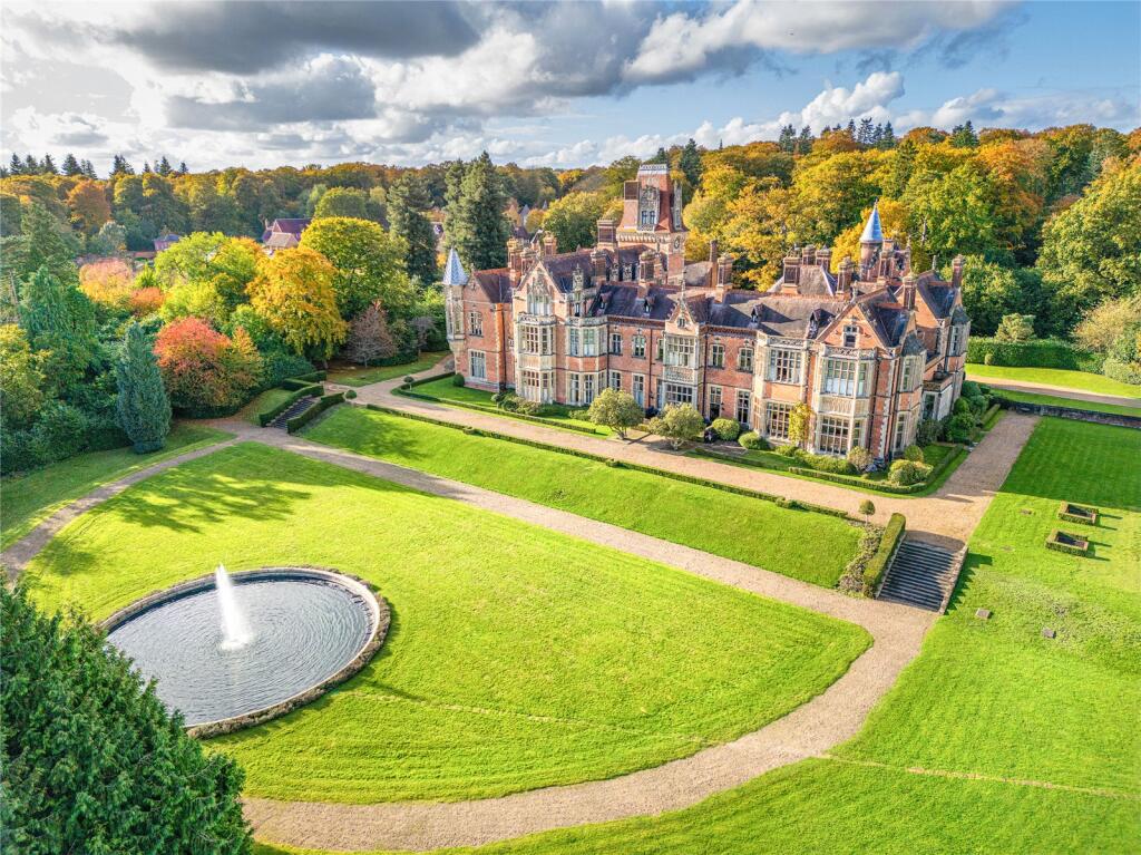 Wyfold Court