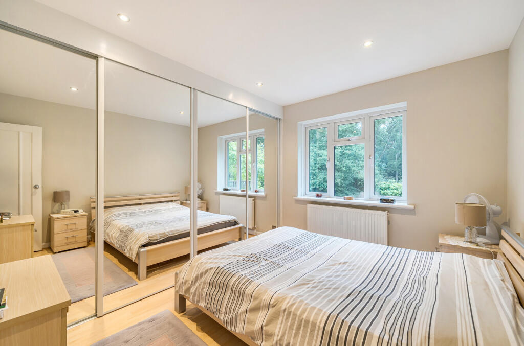 1353736-22-68c1a9...