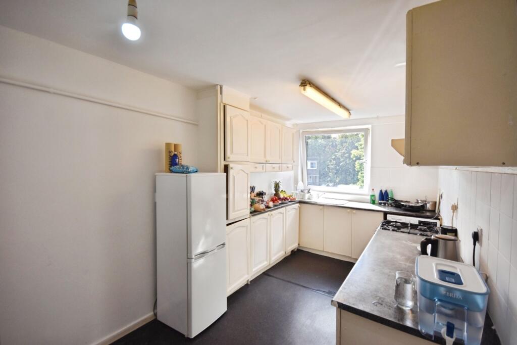 pbox-kitchen-334133.JPG