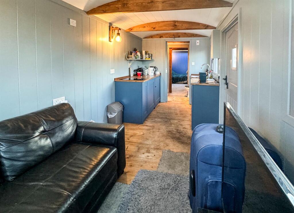 Screenshot 2024-11-28 at 16.01.37.jpg