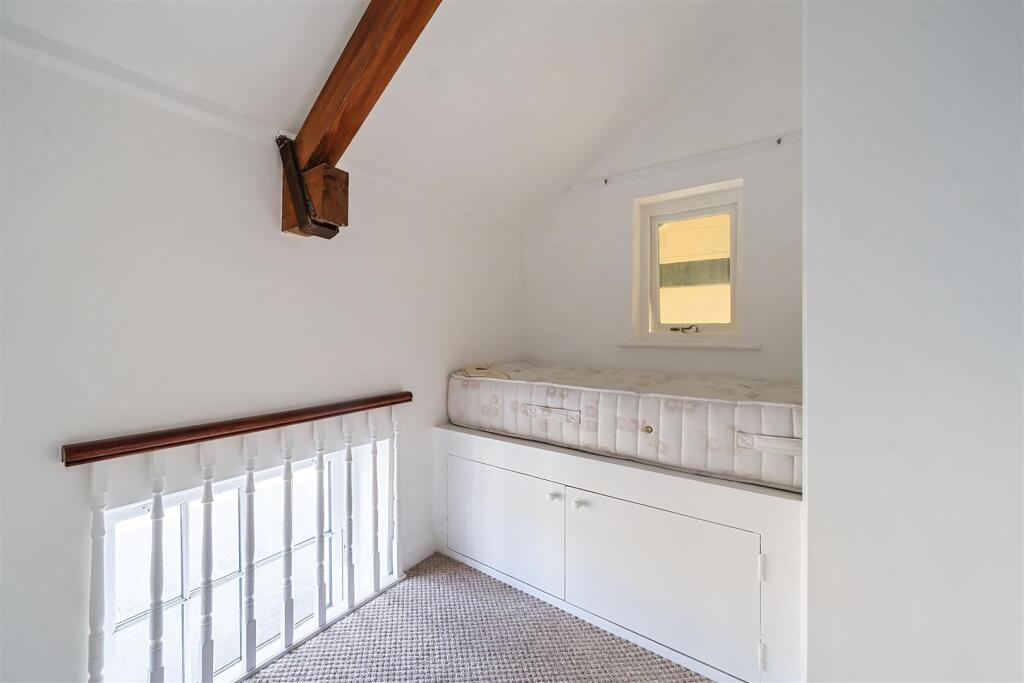 Angel Cottage Bed 2..jpg