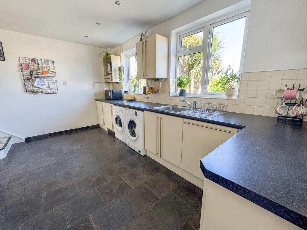 kitchen2