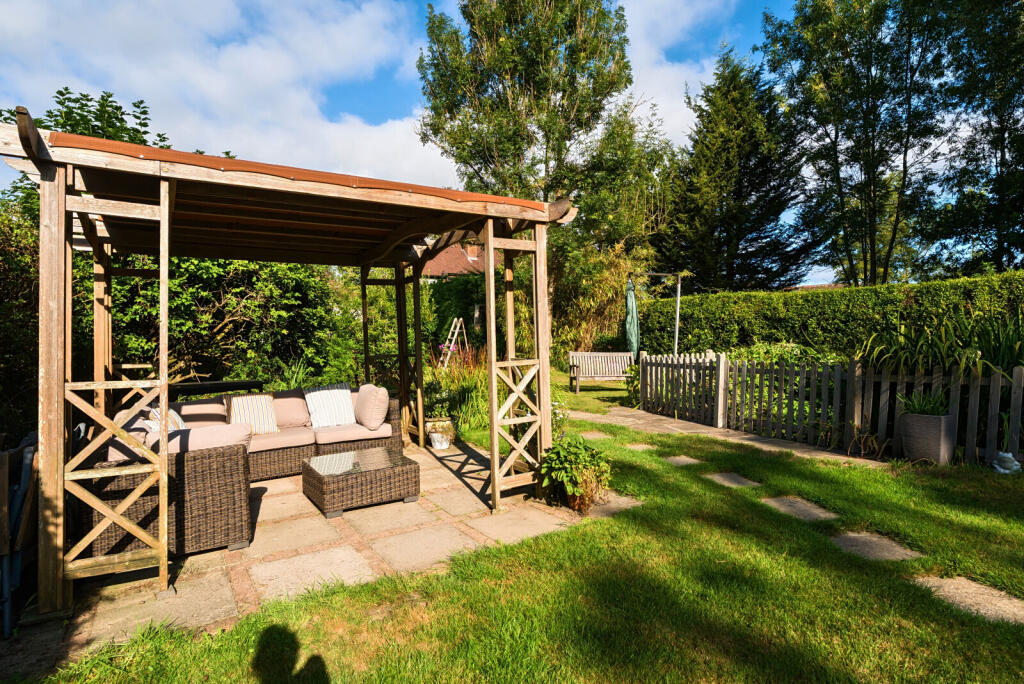 1340243-4-689da1a...